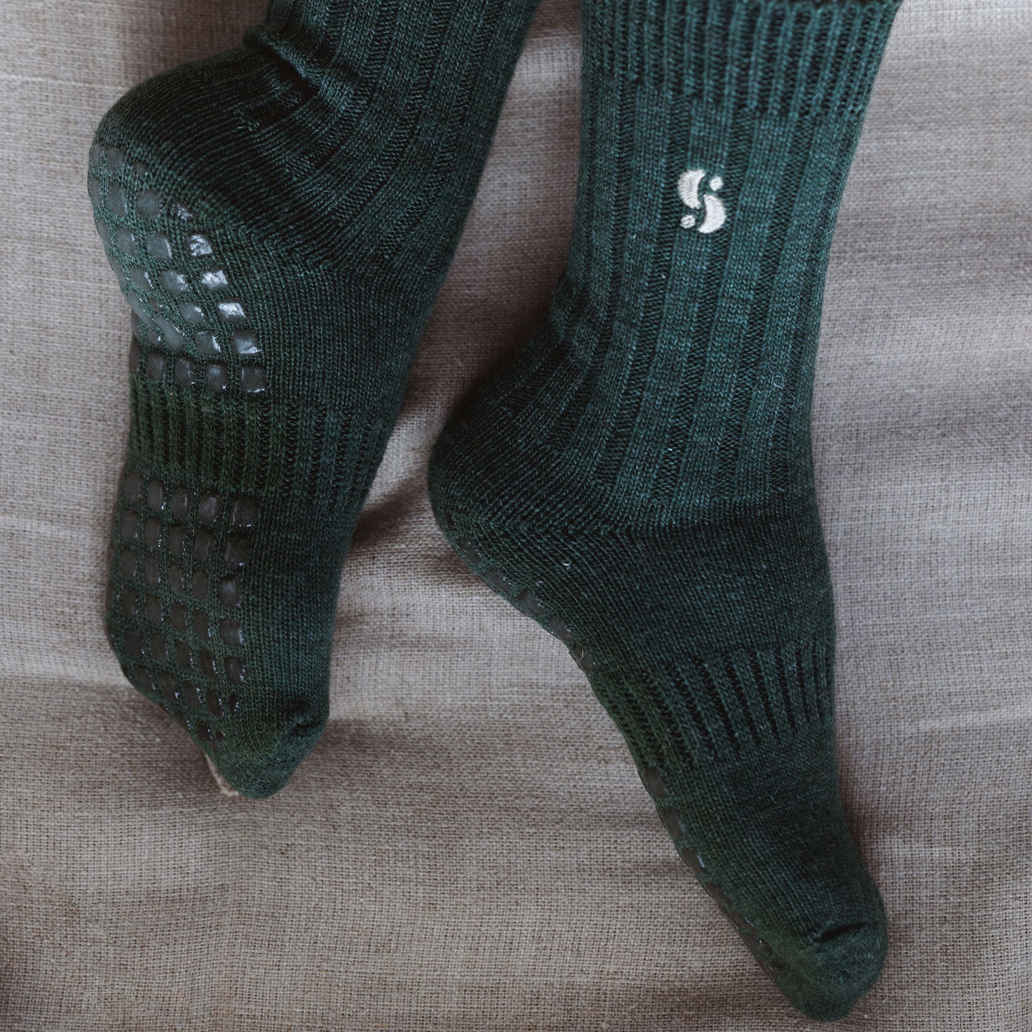 Merino Wool Non-Slip Socks- Dark Green